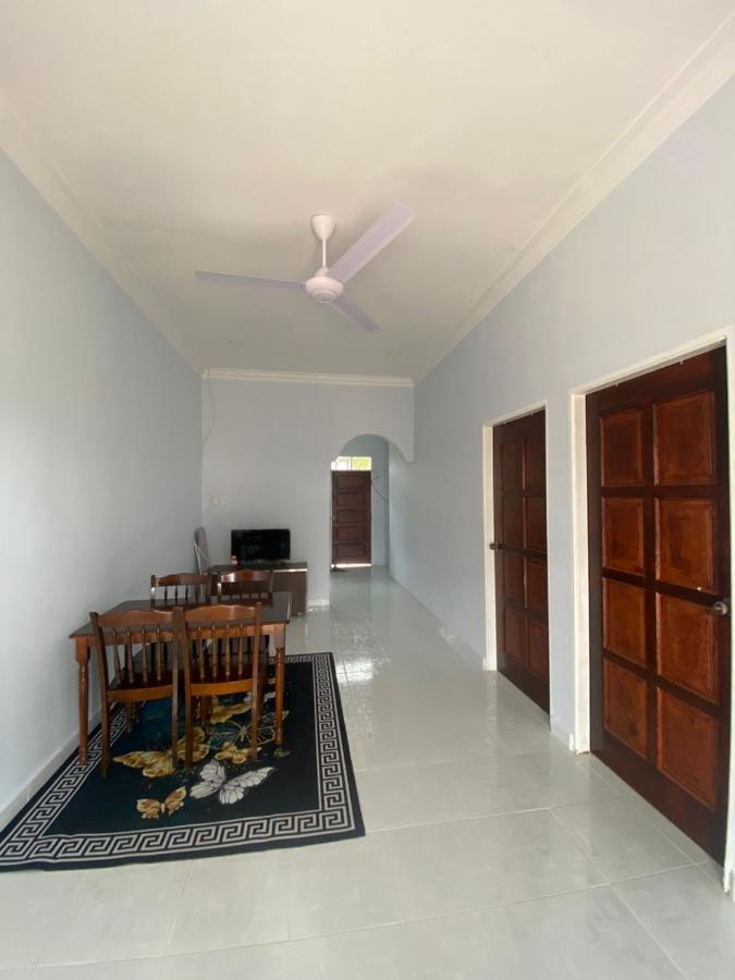 Tok Mek Homestay Setiu Exteriör bild