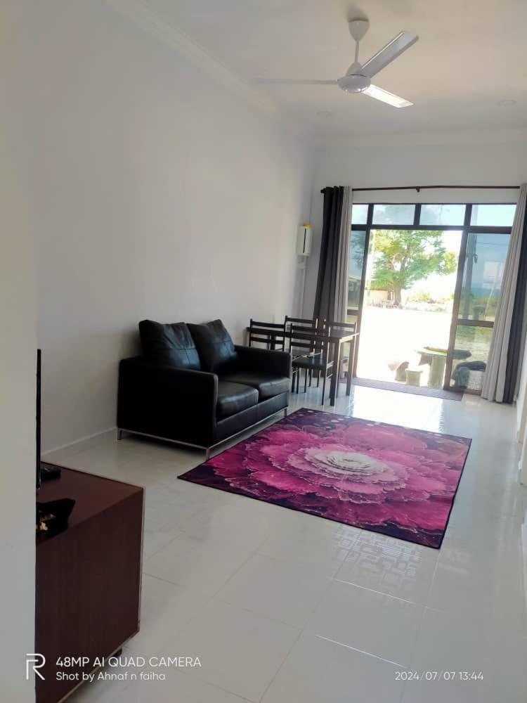 Tok Mek Homestay Setiu Exteriör bild